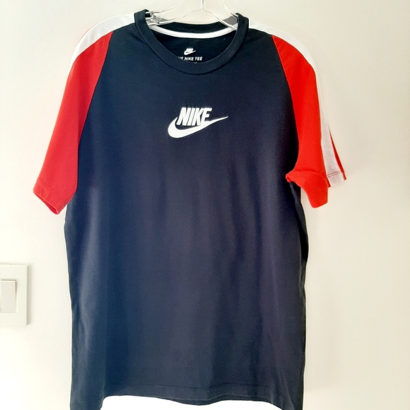 Nike Other - NIKE TEE SHIRT